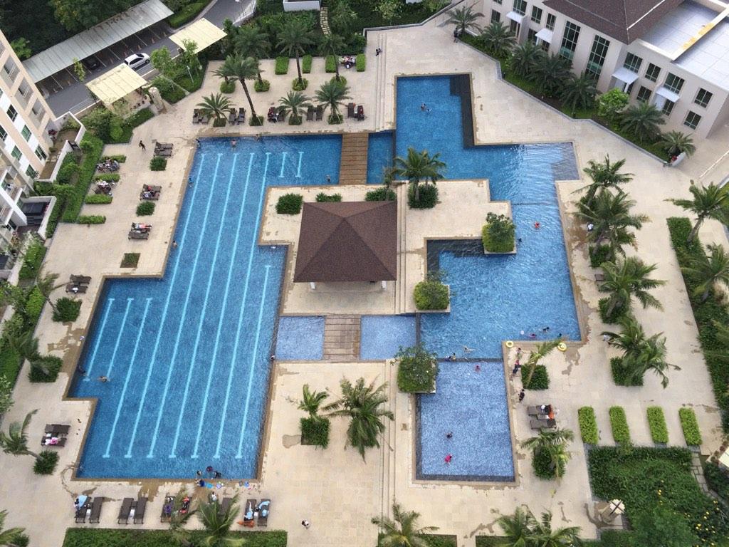 For Rent Two Bedroom Units in The Grove by Rockwell in Pasig09