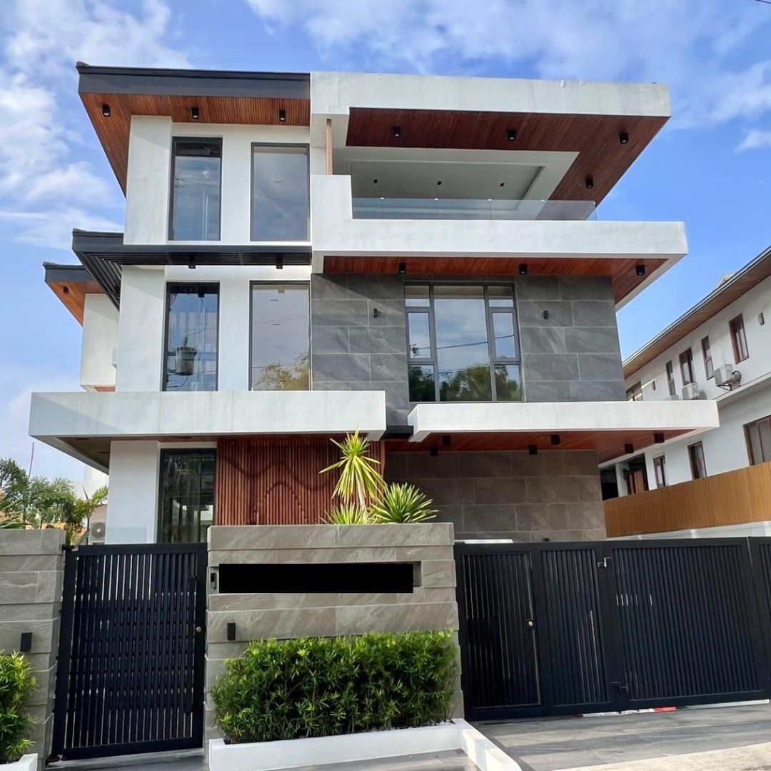 Modern House and Lot in Ayala Alabang Village For Sale05