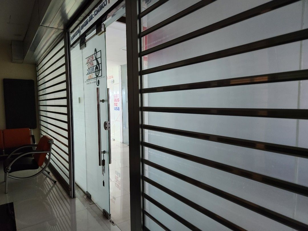 Office Space in Cebu Business Park Fully Fitted for Rent02