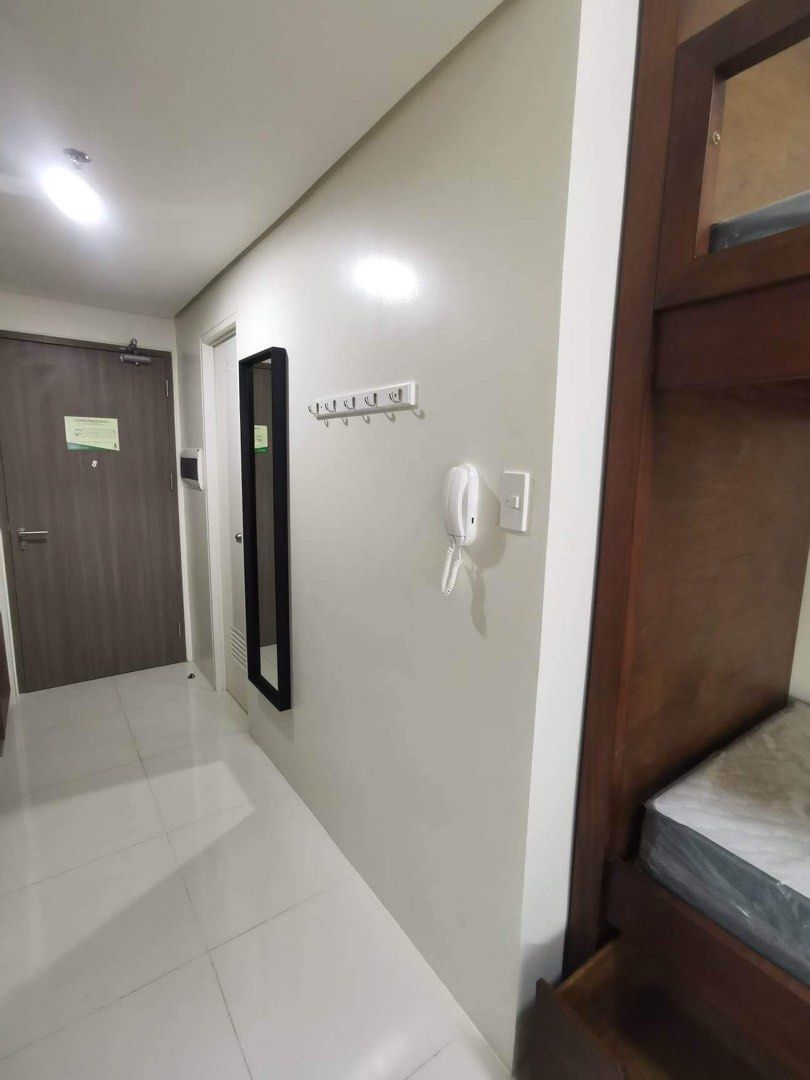 for rent in 3 TorreLorenzo across De LaSalle st. benilde along p. ocampo st. Malate  manila04