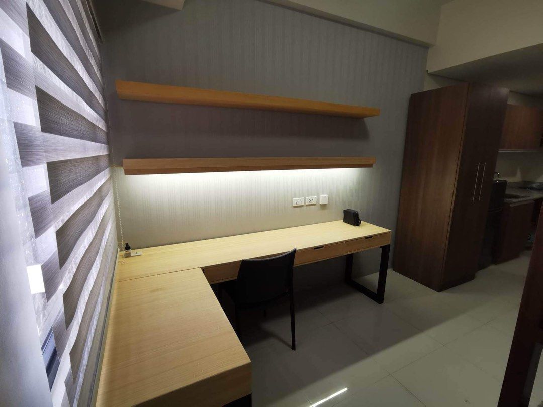 for rent in 3 TorreLorenzo across De LaSalle st. benilde along p. ocampo st. Malate  manila07