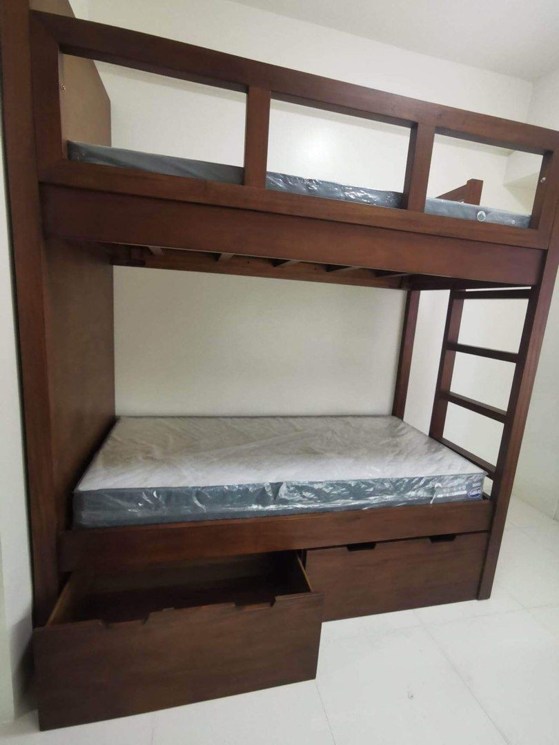 for rent in 3 TorreLorenzo across De LaSalle st. benilde along p. ocampo st. Malate  manila08