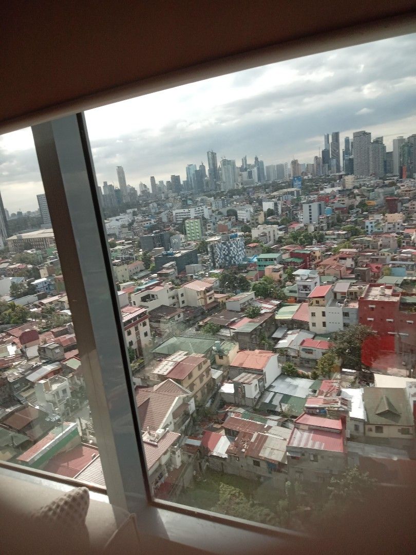 Parkwest Bgc 2 bedrooms 50k09