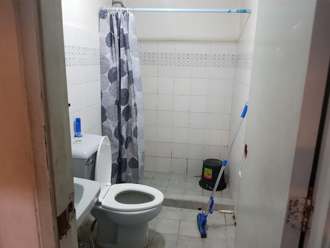 Megaplaza for rent near galleria03