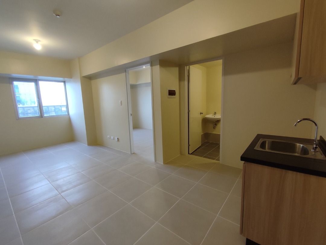 FOR SALE: 1BEDROOM UNIT IN AVIDA TOWERS TURF BGC02