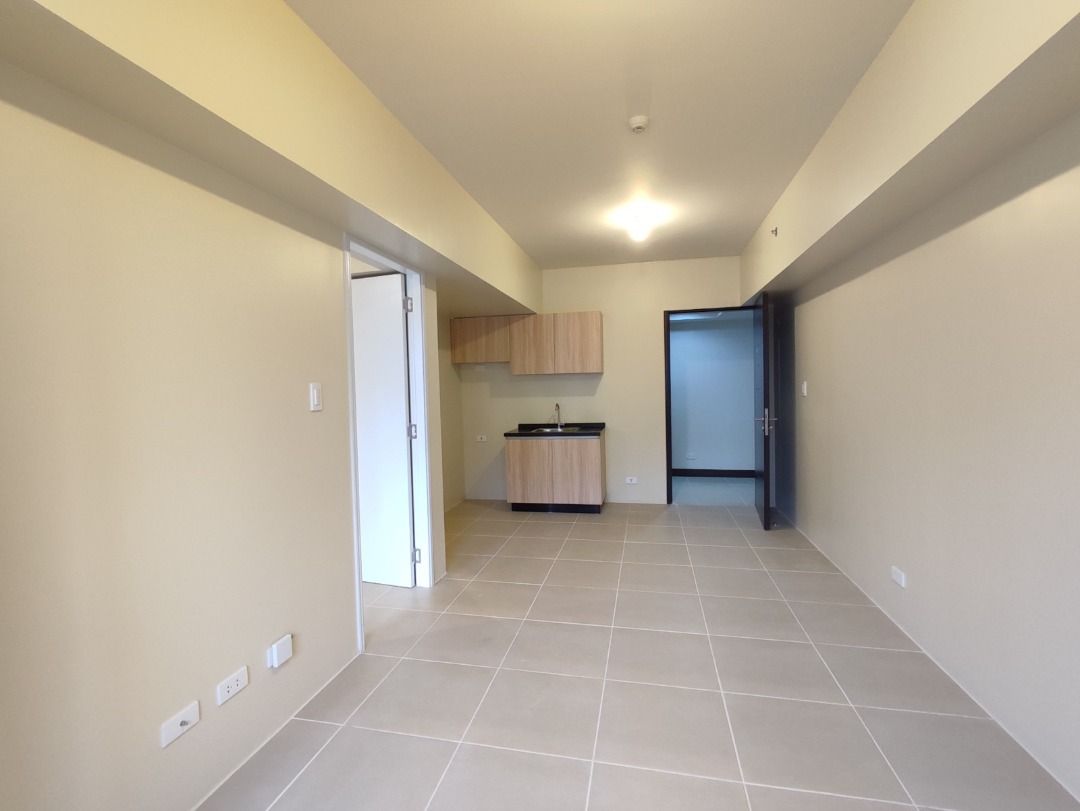 FOR SALE: 1BEDROOM UNIT IN AVIDA TOWERS TURF BGC04