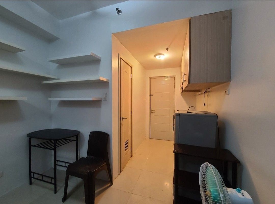"For Rent, 1BR Semi-furnished, SMDC Grass Residences (near SM North EDSA, Quezon City)"02