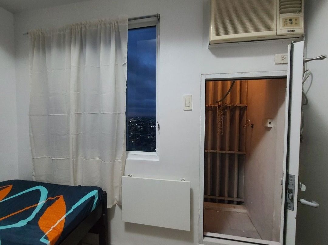 "For Rent, 1BR Semi-furnished, SMDC Grass Residences (near SM North EDSA, Quezon City)"08