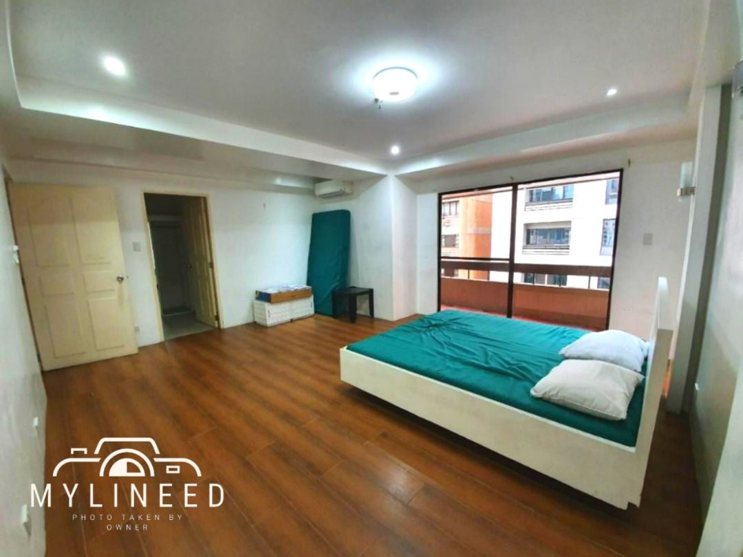 "150 sq.m. 2-BR Condo Unit + Parking for Rent in LPL Manor, L.P. Leviste Street, Makati"04