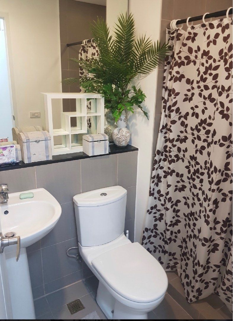 "FOR LEASE-2BR in One Serendra East Tower,BGC"07