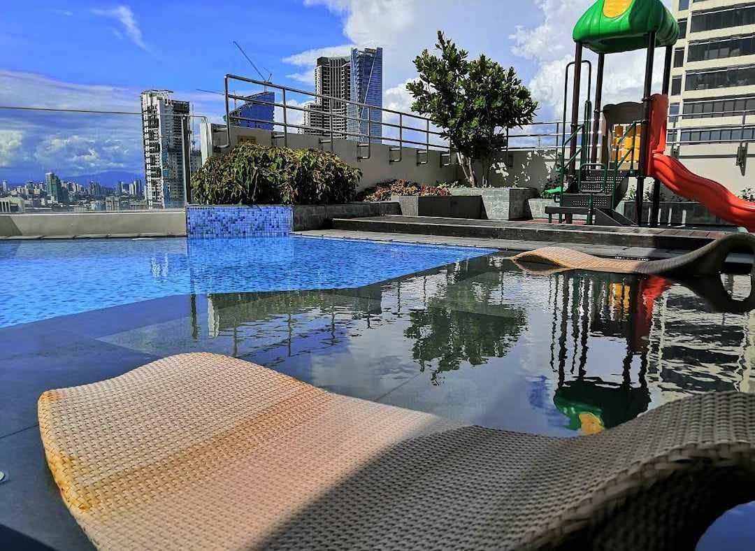 Condo For Rent in Salcedo Skysuites Makati City05