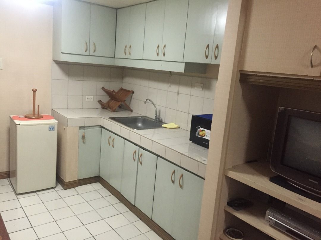 "Condo Unit for Rent in Ortigas - City and Land Mega Plaza Condominium - Just across Robinson’s Galleria Near Crown Plaza, Holiday Inn, ADB, SMC, Tektite, SM Megamall"06
