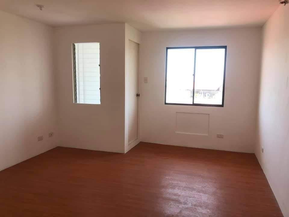 Condo for Rent05
