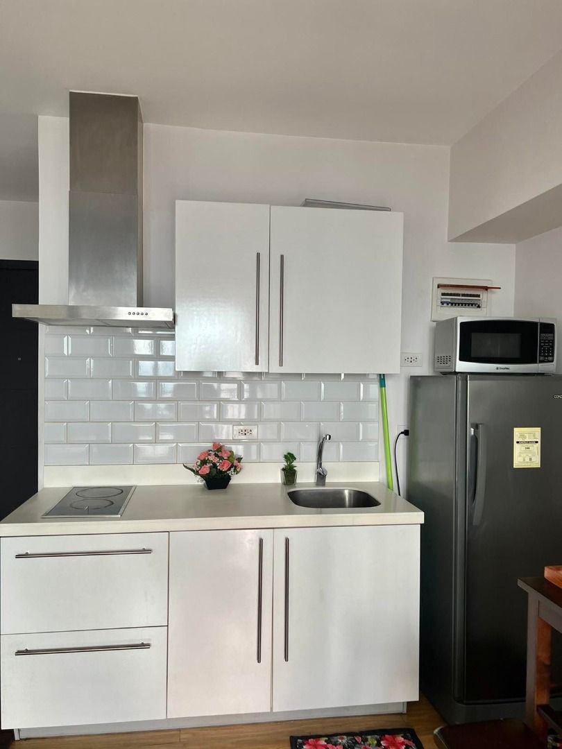 "Acqua Residences Sutherland Tower, 1BR Condo For Lease in Mandaluyong City"04