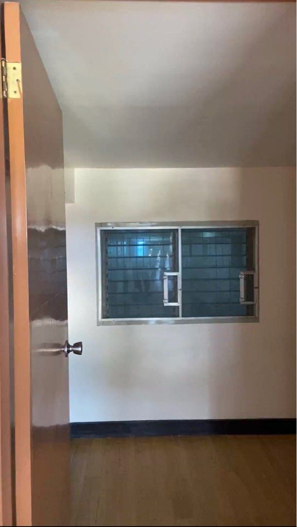 2 Bedroom 2-floor Condo Unit (Las Piñas)08