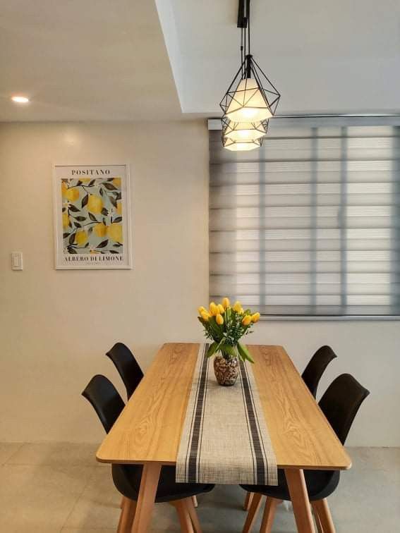 4 BR & 3 T&B in Quezon City07