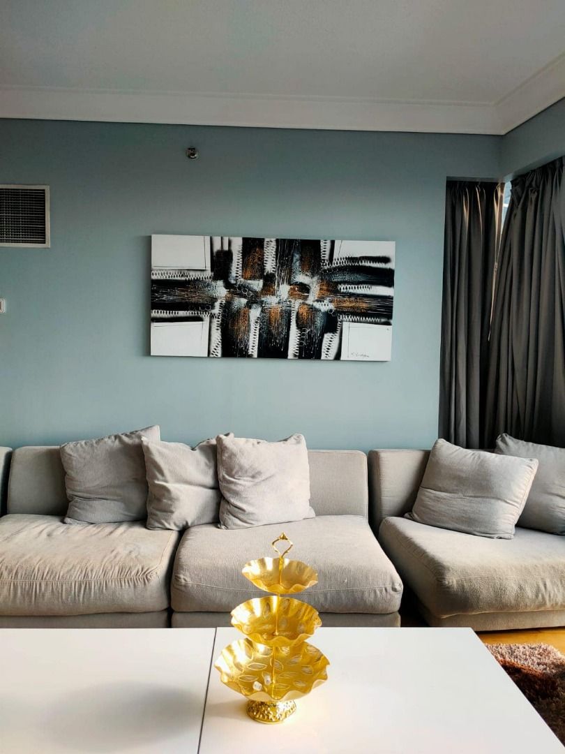 "3 Bedroom in Pacific Plaza Tower For Sale, Bonifacio Global City Taguig"02