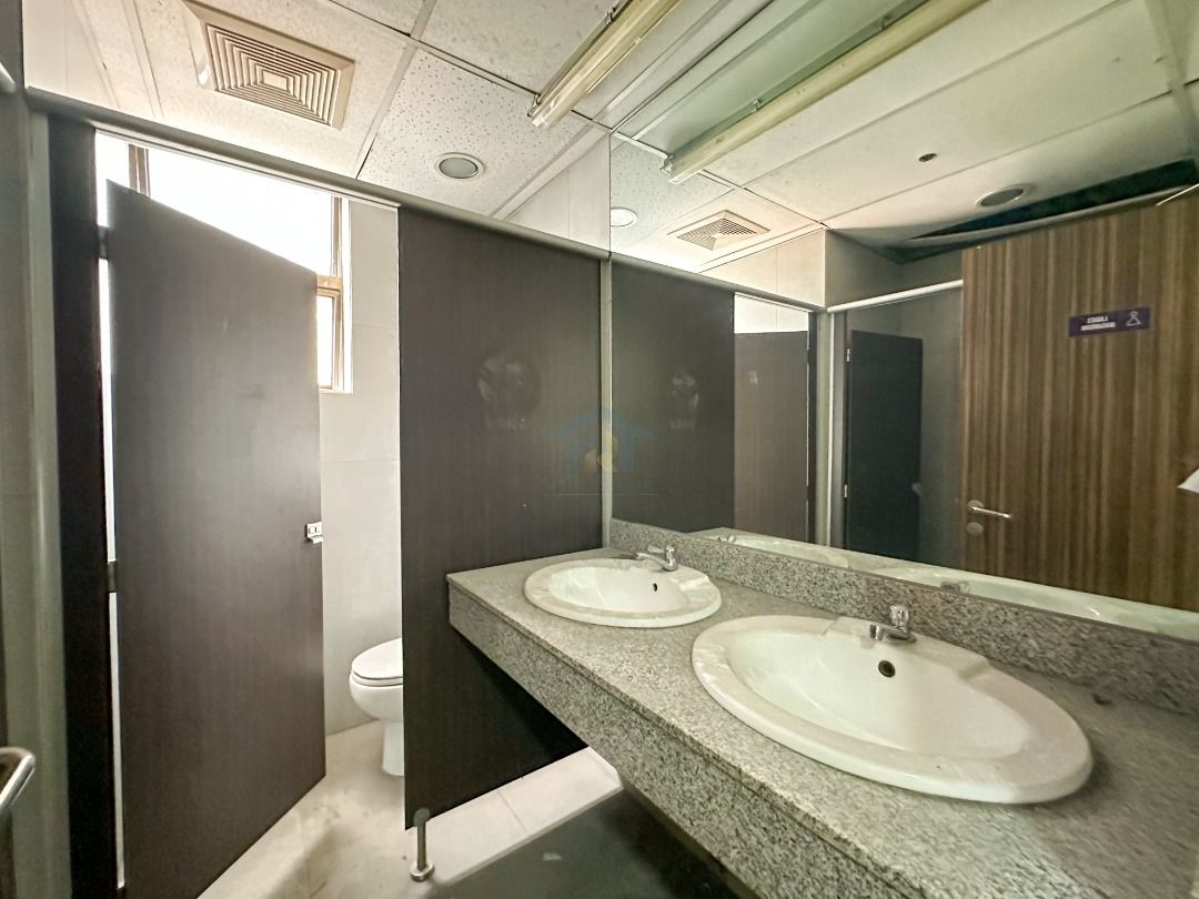 SycipLaw Center Office in Makati for Rent | Fretrato ID: CA15205