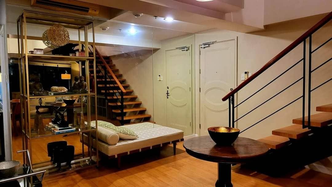 FOR SALE: 2 BEDROOM IN ONE ROCKWELL WEST04