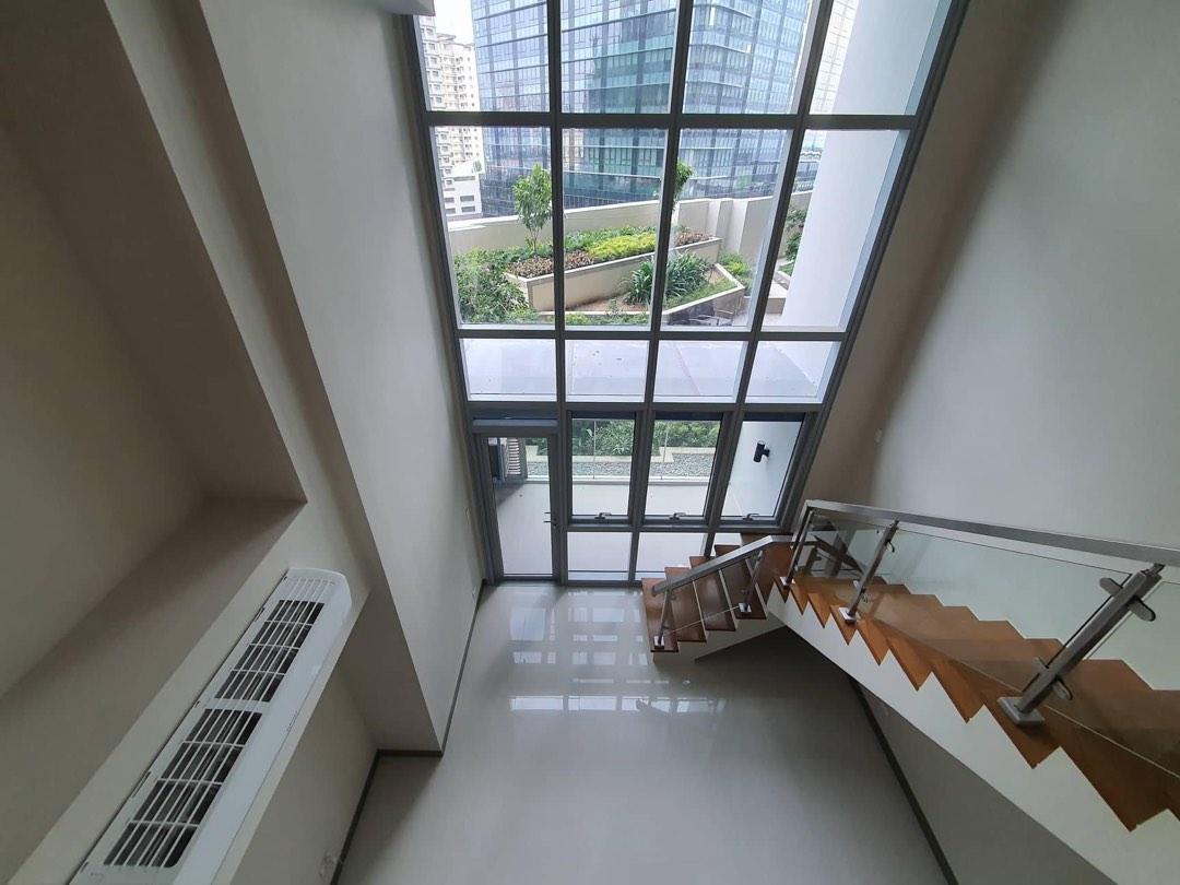 For Lease Uptown Parksuites 1 bedroom Loft Unfurnsihed near Uptown Mall BGC02