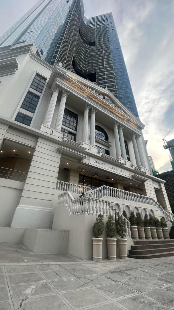 For Lease Uptown Parksuites 1 bedroom Loft Unfurnsihed near Uptown Mall BGC07