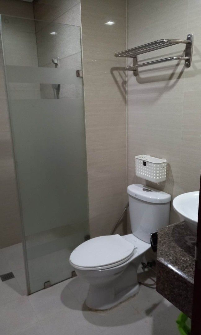 Eastwood Legrand 3 for Rent03