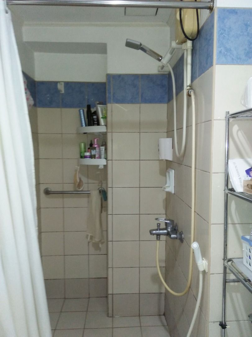 Big semi furnished studio unit at Pioneer Pointe09
