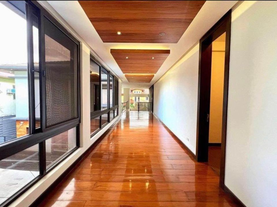 "For Sale: H&L in Loyola Grand Villas in Marikina, for P112M"01