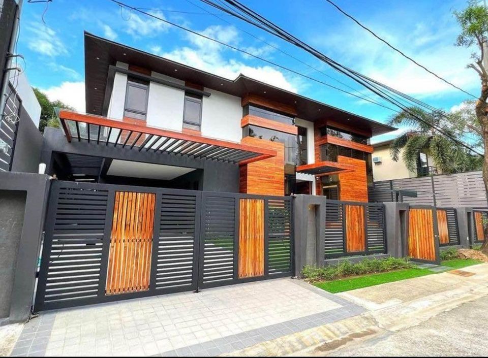 "For Sale: H&L in Loyola Grand Villas in Marikina, for P112M"08
