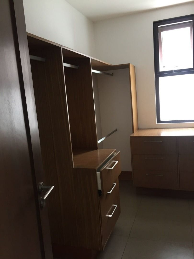 5 Bedroom House for Rent in Mckinley Hill Village04