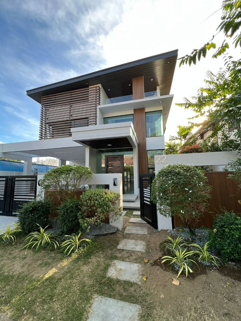 Brand New 6 Bedroom House Rent in Alabang Hills03