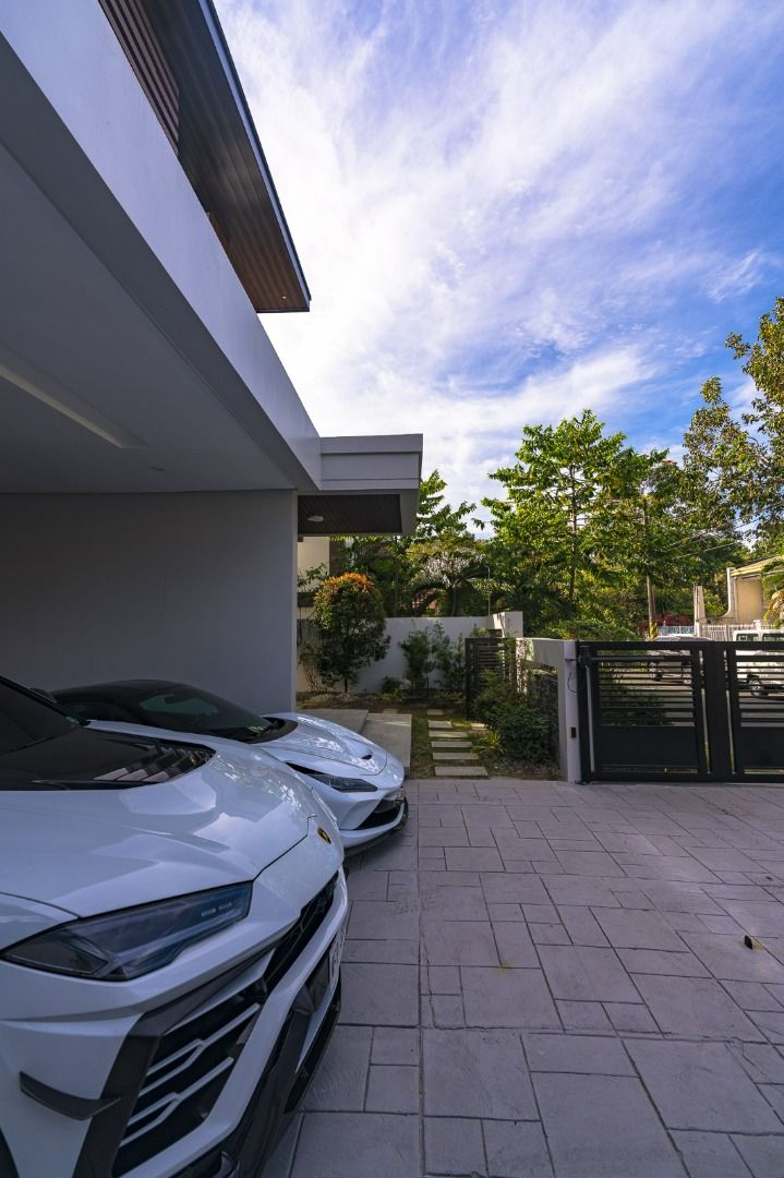 Brand New 6 Bedroom House Rent in Alabang Hills07