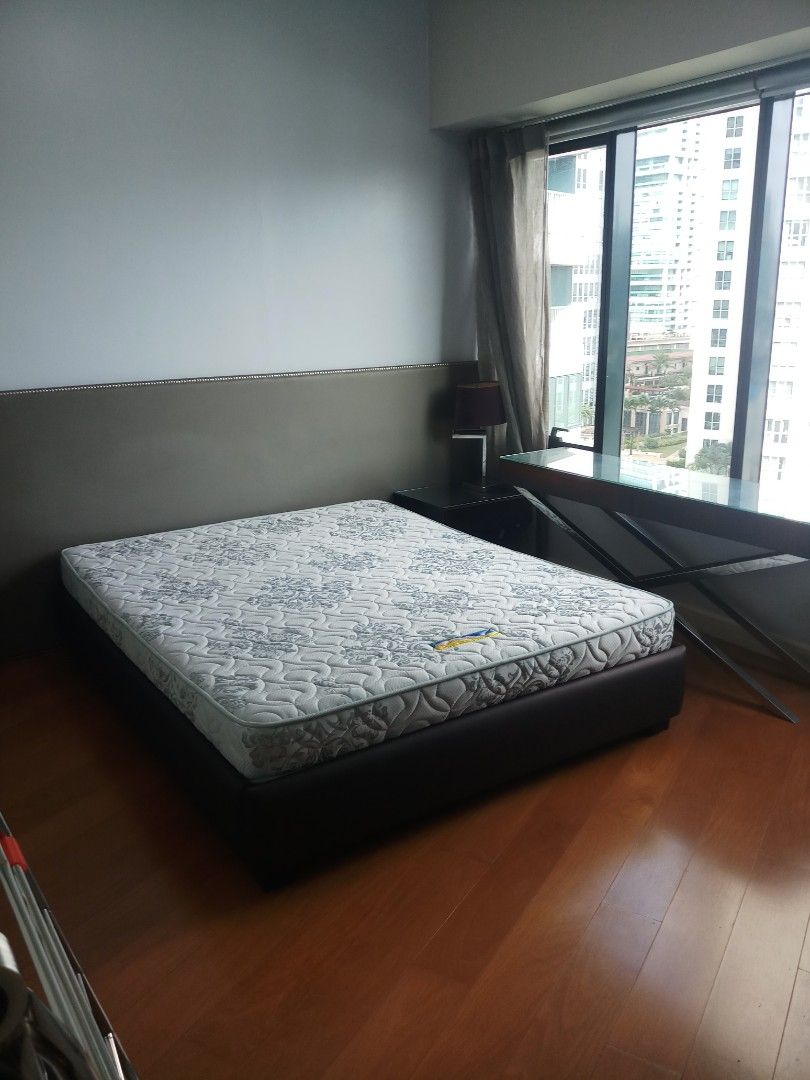 Fully-furnished condo for rent03