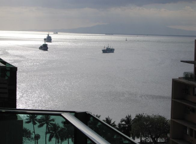 "OCEAN VIEW: 1BR Condo - Overlooks Manila Bay in Malate, Manila (For Rent)"05