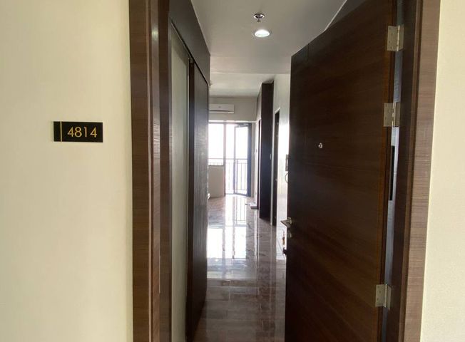 Luxury Living at Air Residences - 2 Bedroom Condo for Rent!02