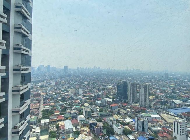 Luxury Living at Air Residences - 2 Bedroom Condo for Rent!08