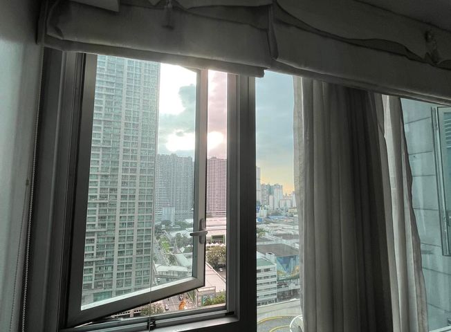 1 Luxury Bedroom For Rent in St. Francis Shangri-La Place09