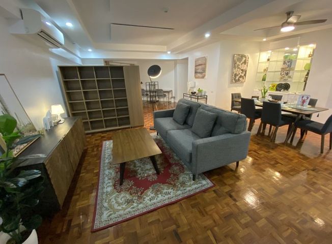"2 Bedroom Condo for Rent in Renaissance Tower, Pasig, Metro Manila"08