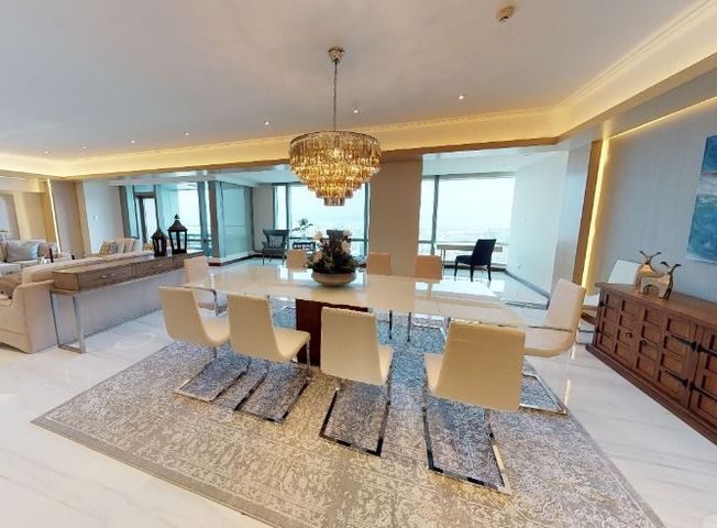 4 Bedroom Condominium for Lease Rent in Horizon Homes Shangri- La at the Fort BGC08