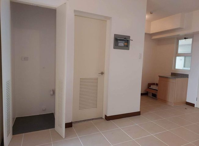 Experience Modern Living: Rent a Spacious 2-Bedroom Unit at Infina Tower06