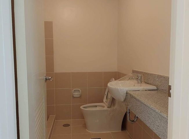 Experience Modern Living: Rent a Spacious 2-Bedroom Unit at Infina Tower07