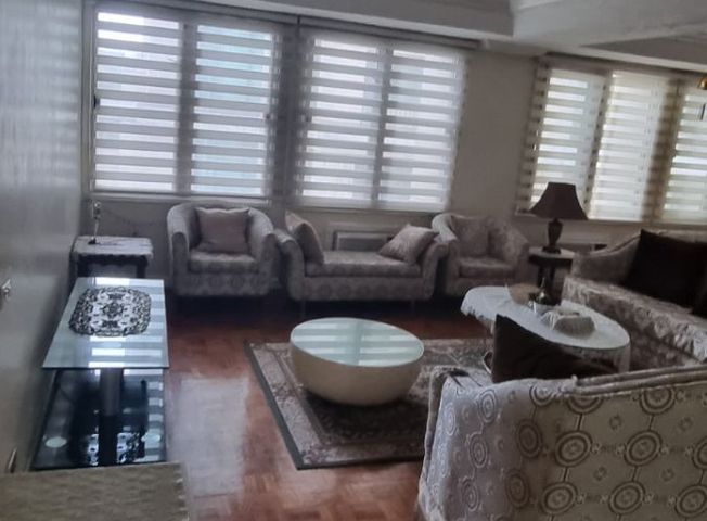 "3 Bedroom For Sale in Renaissance Tower 2000, Pasig City"08