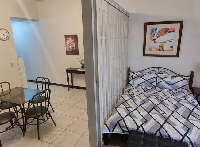 Studio Unit for Rent Fairways Tower03
