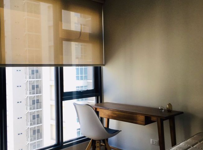 Modern and Stylish 2 Bedroom Corner Unit at Escala Salcedo08