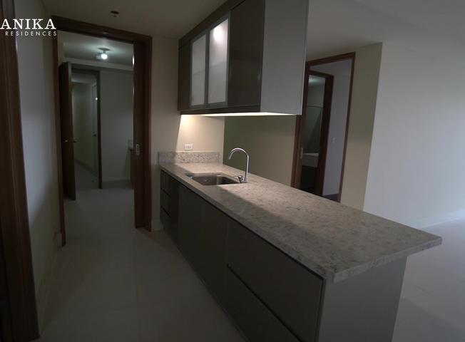 "RFO 3 Bedroom Luxury Condominium Unit in Alabang (Near Festival Mall, Asian Hospital, FEU, La Salle Zobel) (Besides Palms Country Club) - Botanika Nature Residences"07