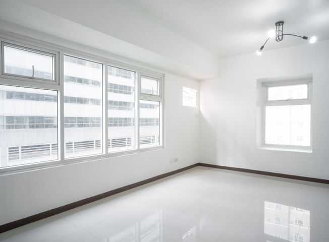 "For Lease/For Sale - Two Bedroom Unit in Gateway Garden Heights (Ready for Occupancy) in Pioneer, Mandaluyong City near SM Megamall, Shangri-La Edsa, Lourdes School, La Salle Greenhills, MRT 3 Station and Kapitolyo"08