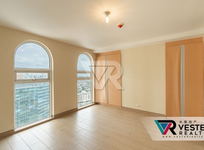 Venice Luxury Residences 1 Bedroom for Sale and Rent05