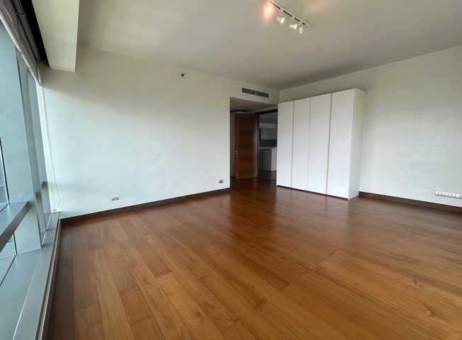 Luxury 2 bedroom for rent at Horizon Homes by Shangrila at the Fort04