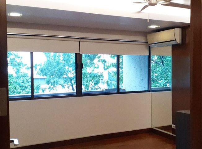 Upgraded 3 Bedrooms with Parking in Galeria de Magallanes04