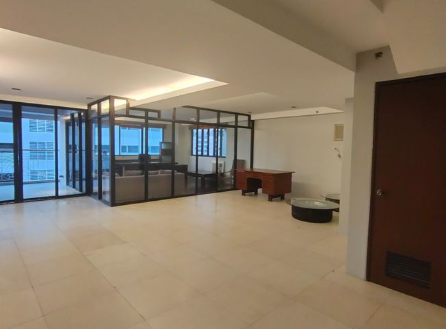 "For Rent: 3 Bedroom Condo Unit with 2 Parking Slots in Parc Royale, Ortigas"03